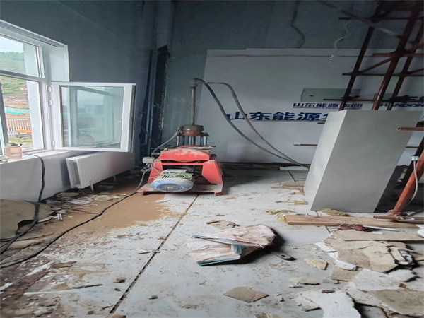 东河地基基础下沉墙体裂缝加固注浆顶升施工